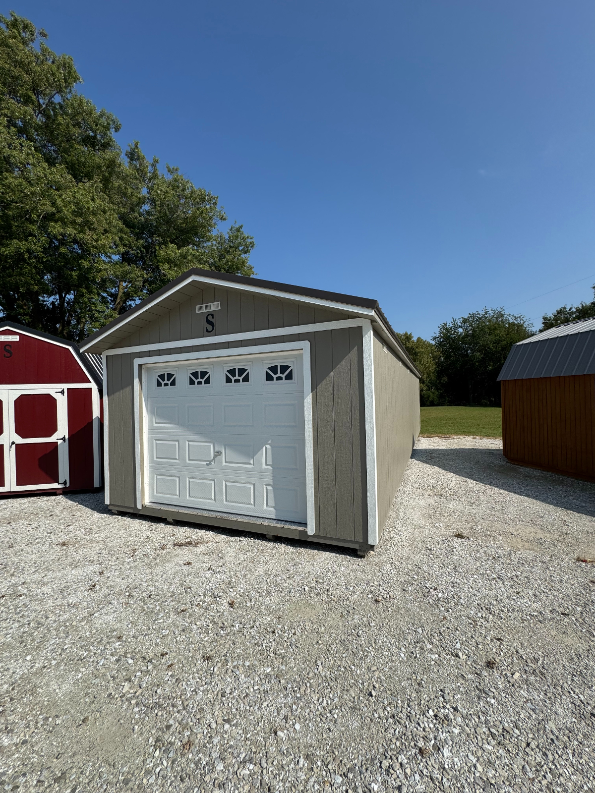 14' x 40' Large Vehicle & Equipment Storage Garage 14x40 in MT.STERLING, IL for sale in MT.STERLING, IL
